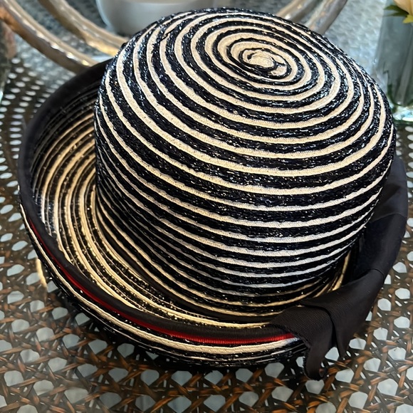 Vintage woman’s derby hat EUC Classy - Picture 2 of 6